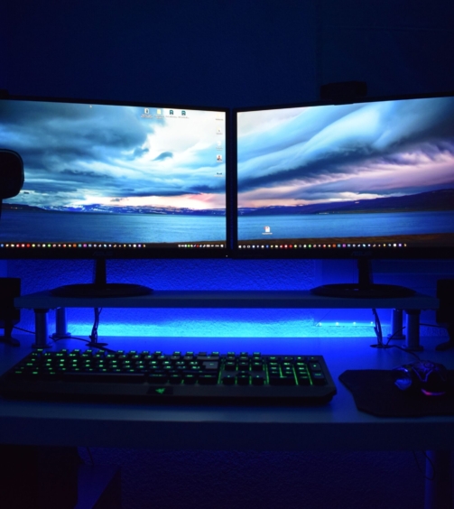 pexels-xexusdesigner-777001